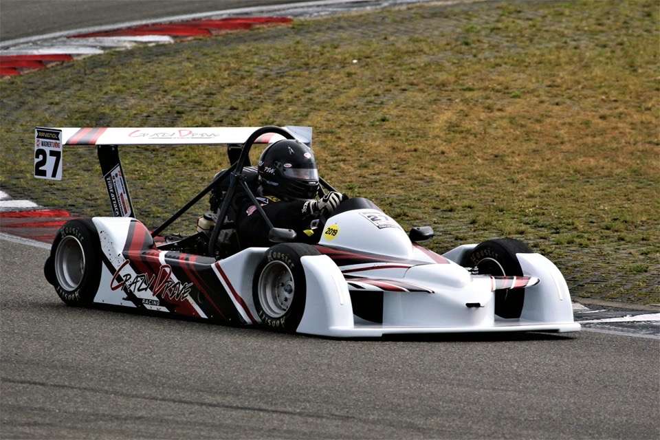 Performer by Elkmann